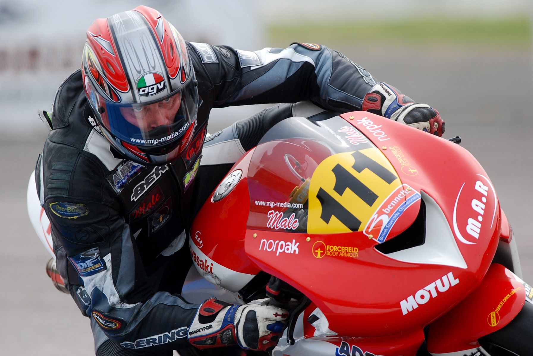 2007 British Super Bikes at Thruxton